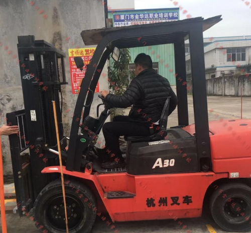 泵ѵѧУ